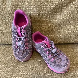 Columbia hiking shoes